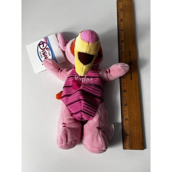 Disney 8" Tigger dressed as Piglet Mini Bean Bag Winnie the Pooh Pink Tiger - Picture 7 of 7